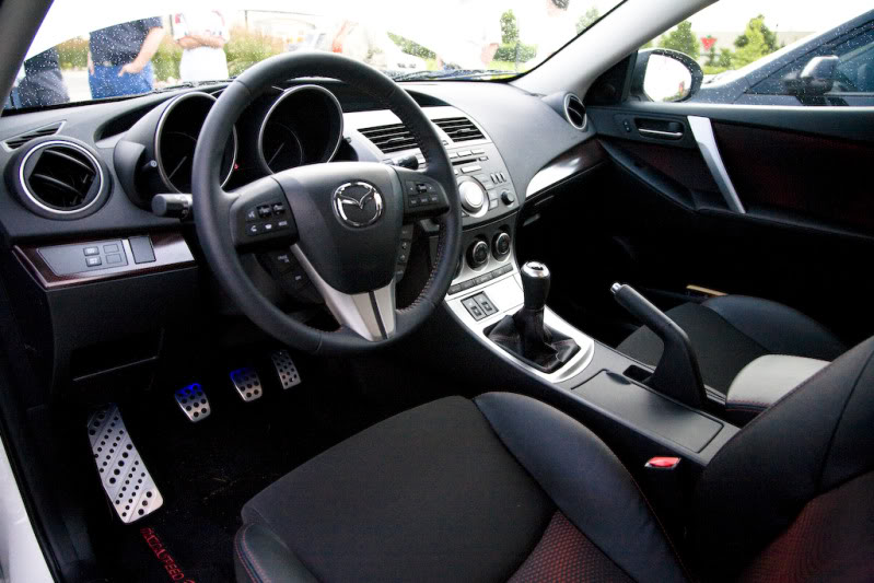 Name:  112_2009_new_york_05z2010_mazdaspeed3interior_view.jpg
Views: 117
Size:  81.5 KB