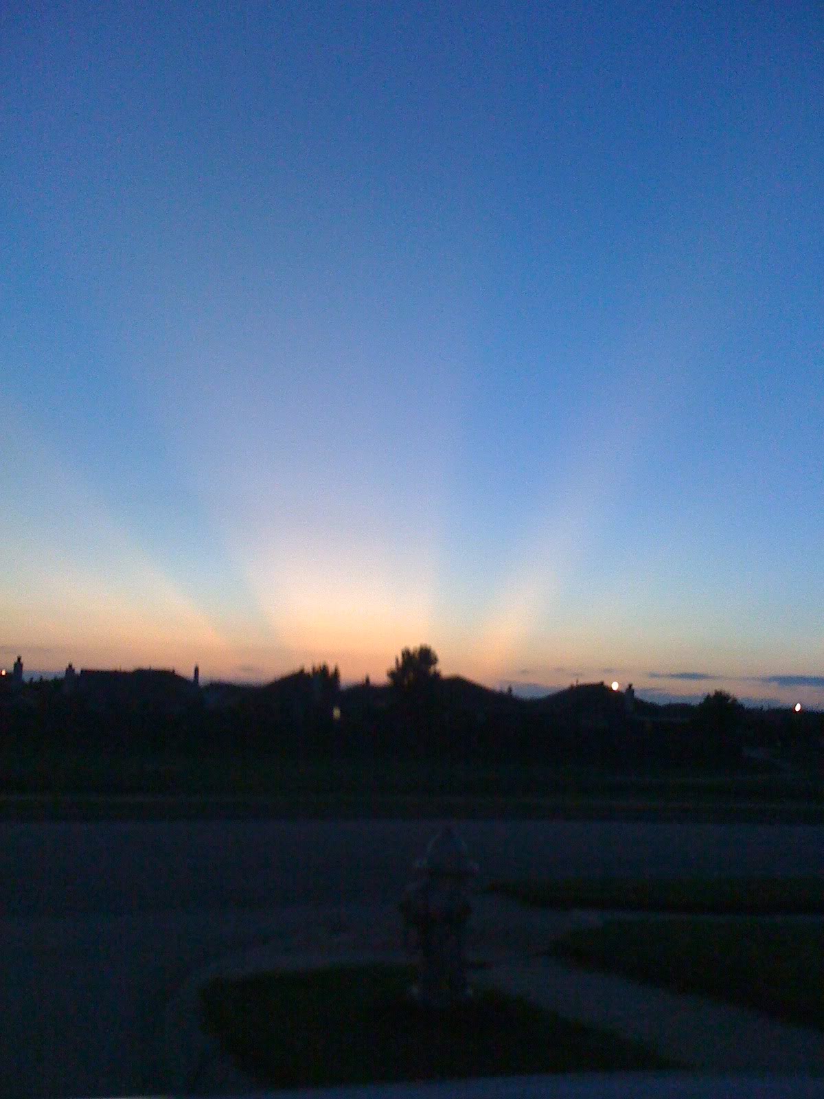 Name: Sunset.jpg
Views: 20
Size: 203.3 KB
