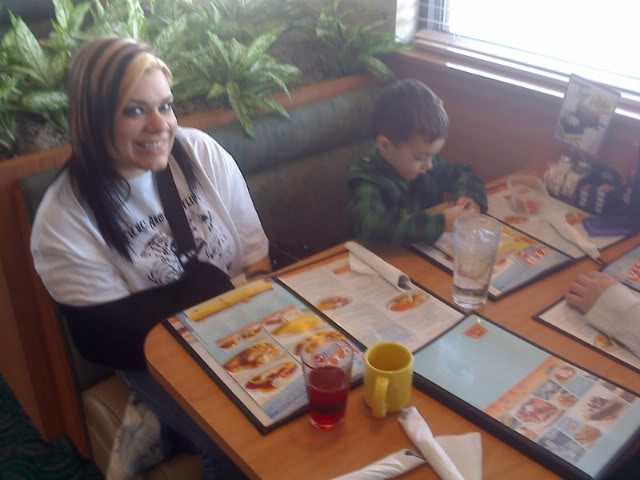 Name: 03-27-11_1105.jpg
Views: 25
Size: 46.1 KB