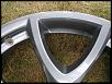 Set of stock R-3 wheels-dscn5709.jpg