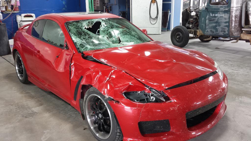 Name: totaled_zpsbd0488ea.jpg
Views: 605
Size: 97.5 KB