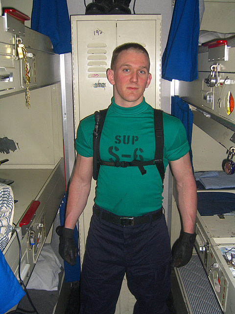 Name:  Berthing1_zpsc5751c58.jpg
Views: 453
Size:  132.6 KB