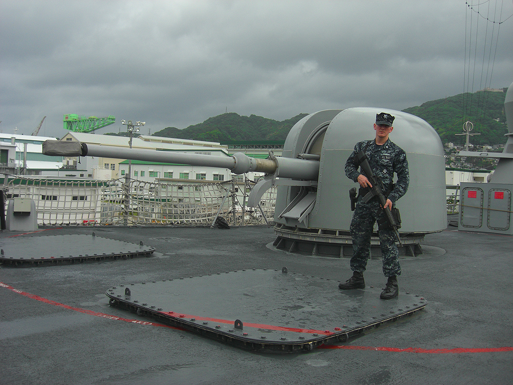 Name:  Armed-Up-SaseboJapan-2011-76mm_zps10fefe81.jpg
Views: 188
Size:  532.2 KB