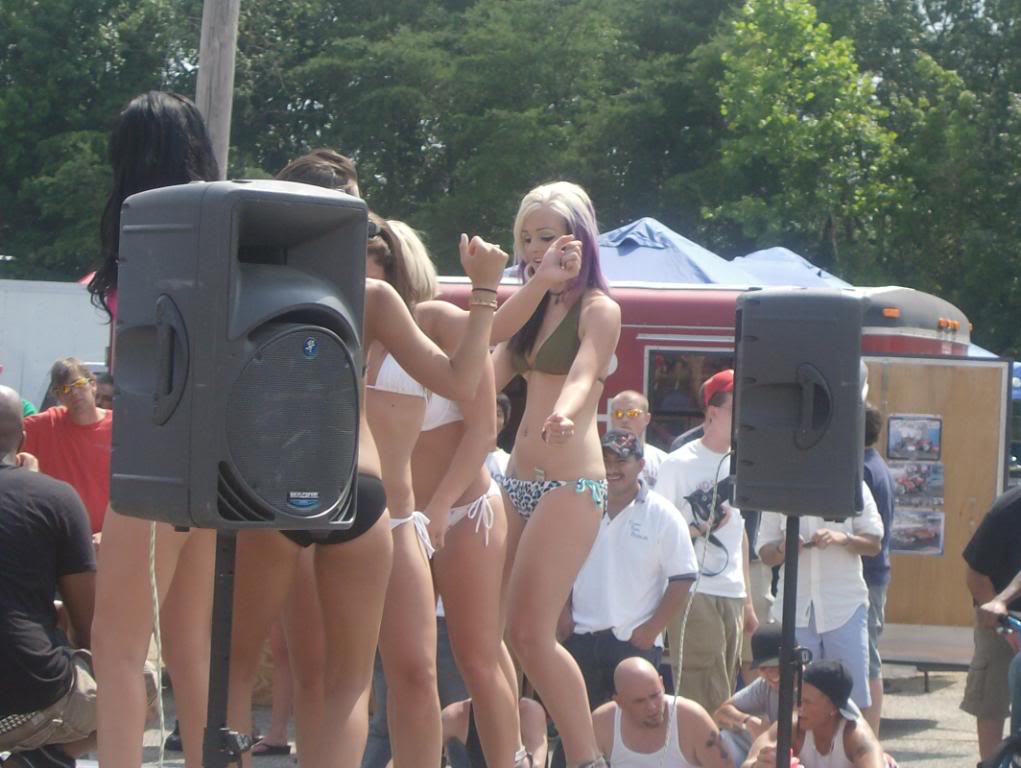 Name:  ImportFaceOffShow082.jpg
Views: 346
Size:  91.5 KB