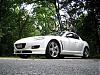 White with the Yakima Raptor Roof Rack-bike-front.jpg