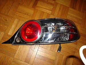 FS: Passenger side taillight-dsc00961.jpg