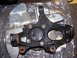 WTS - Front Passenger HUB Assembly - USED-100_3676.jpg