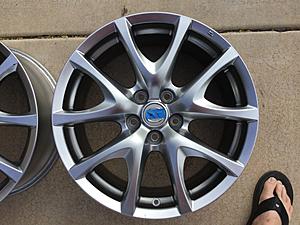Clean 40th Anniversary Series II OEM 18x8 wheels for sale-img_0071.jpg