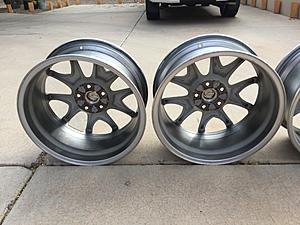 Clean 40th Anniversary Series II OEM 18x8 wheels for sale-img_0078.jpg