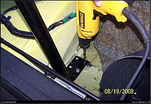 Half Cage?-floorpanmount2.jpg