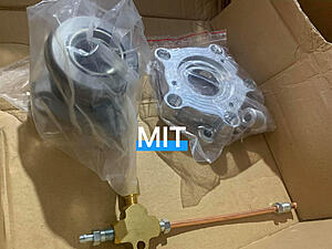 RX8 PNP hydraulic throwout bearings kit-photo436.jpg