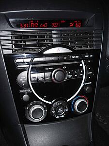 FS: Norcal:  2005 Sunlight Silver Metallic Sport, 6spd for ,000 obo-headunit.jpg