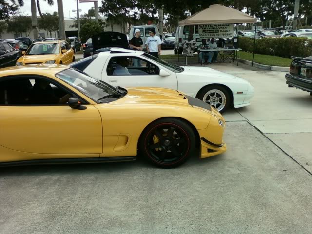 Name:  Rx7FDYlwFCWhite.jpg
Views: 23
Size:  72.0 KB