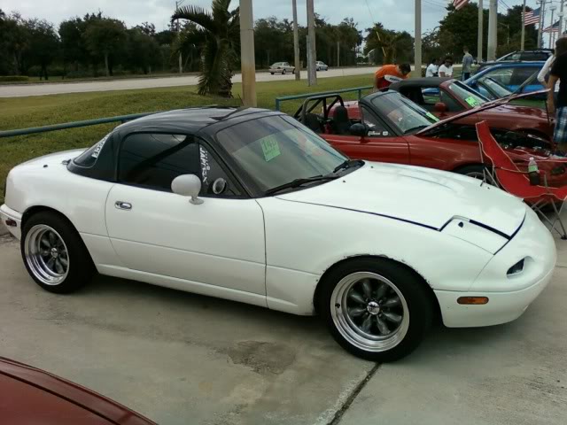 Name:  Mx5WhiteBlkHT.jpg
Views: 28
Size:  58.5 KB