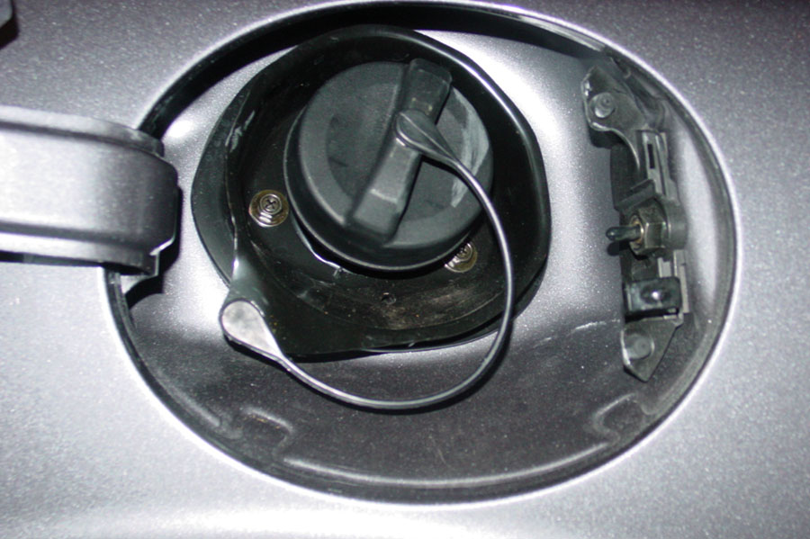 Fuel Door / Filler 2 Mazda 2012