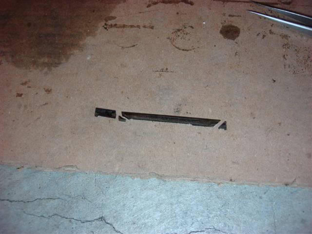 Name: ChippedApexSeal.jpg
Views: 55
Size: 35.8 KB