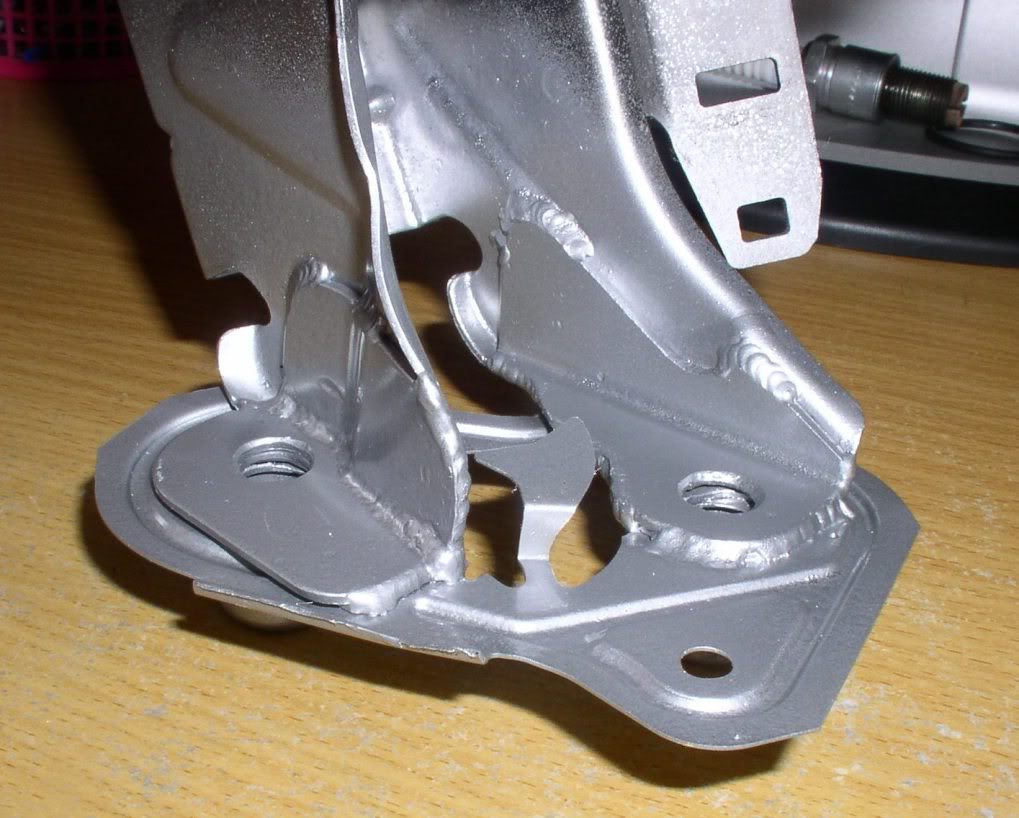 Name:  clutchpedal2.jpg
Views: 191
Size:  110.3 KB