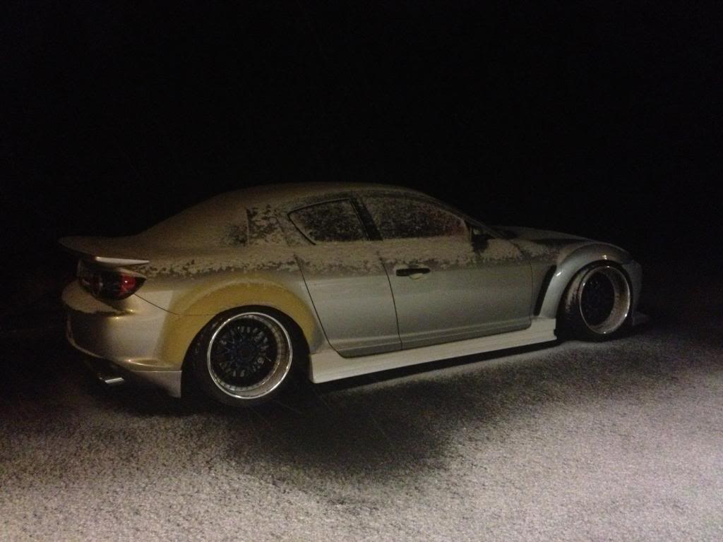 Name:  snow_zps0817daff.jpg
Views: 275
Size:  69.8 KB