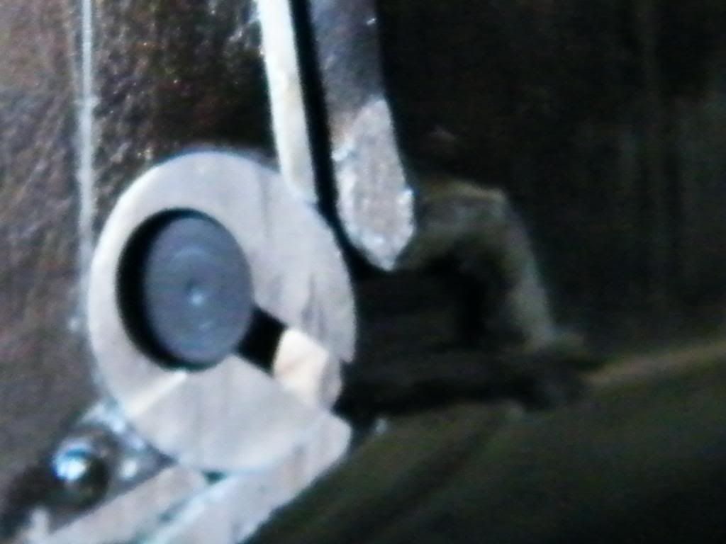 Name: Jeffblewit05042010013.jpg
Views: 34
Size: 54.7 KB