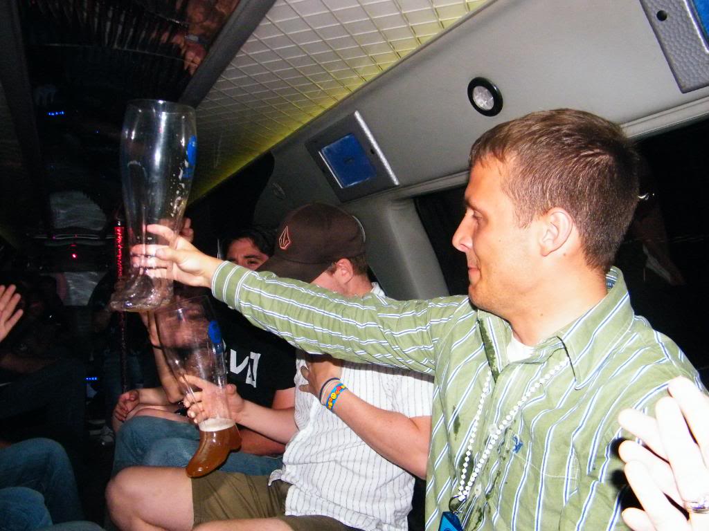 Name:  WhatHappensinVegas0618192010144.jpg
Views: 26
Size:  118.1 KB
