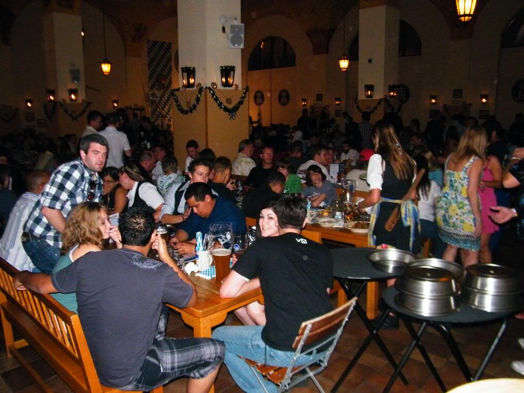 Name: WhatHappensinVegas0618192010085.jpg
Views: 25
Size: 119.3 KB