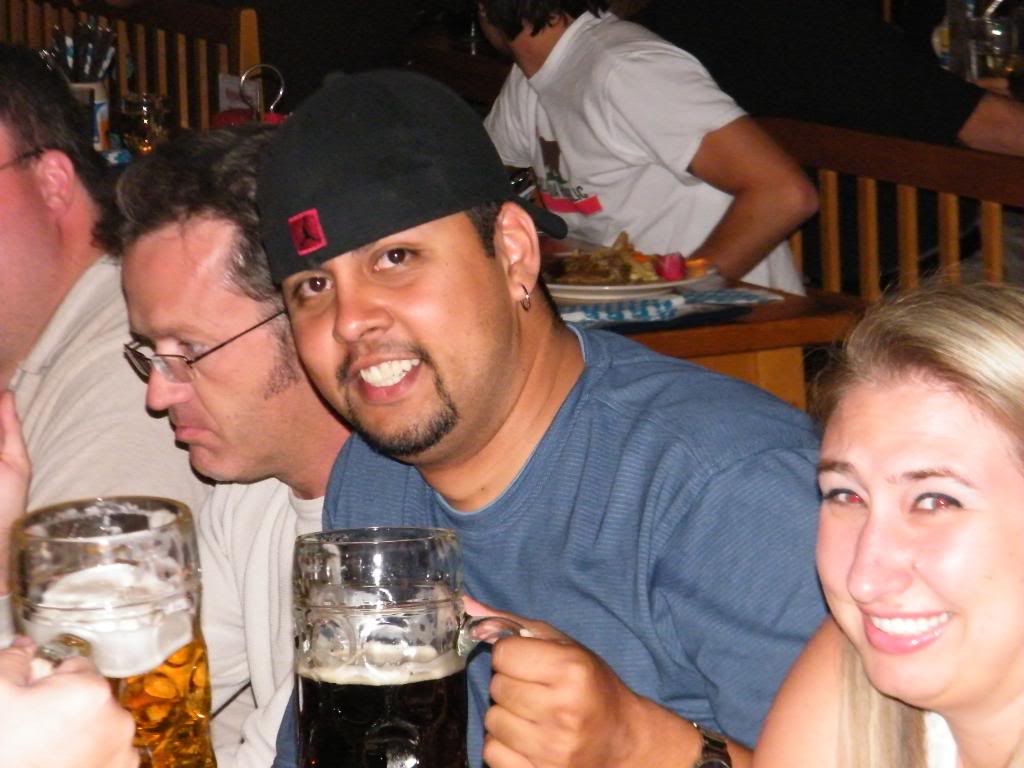 Name:  WhatHappensinVegas2009118.jpg
Views: 26
Size:  89.3 KB